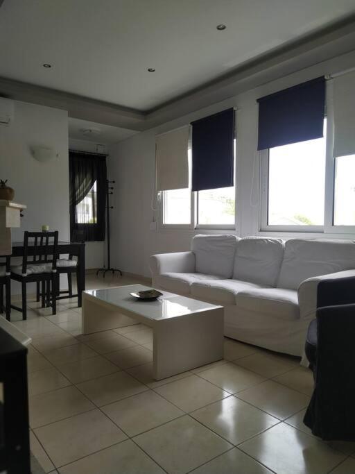 Kritharia Guesthouse Volos Bagian luar foto